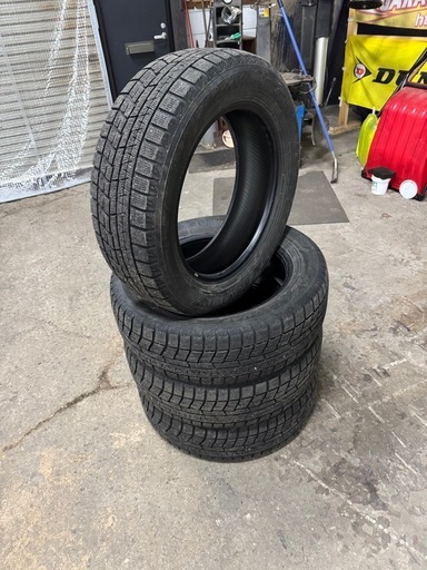 215/60r17 スタッドレスタイヤ