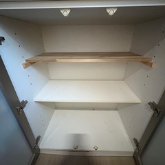 【無料】食器棚／レンジ台お譲りしますの画像