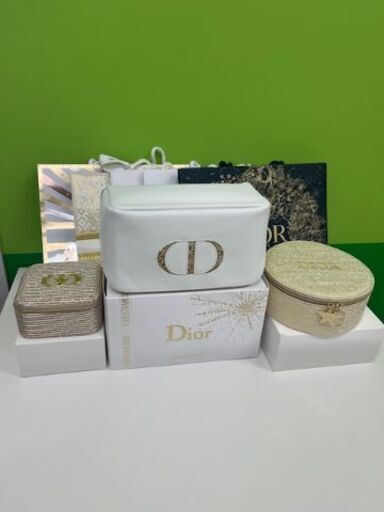Dior ホリデー限定ポーチ ジュエリーBOX ギフトボックス クリスチャンディオール ホリデー限定 ノベルティ