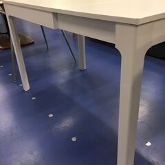 ★リユースのサカイ横浜南店★YM1691 IKEA 伸縮式ダイニングテーブル ホワイト W80～120×D70×H75 クリーニング済みの画像
