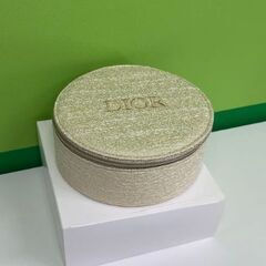 Dior ホリデー限定ポーチ ジュエリーBOX ギフトボックス クリスチャンディオール ホリデー限定 ノベルティの画像