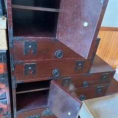 階段箪笥の画像