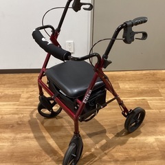 歩行補助付きシルバーカー【町田市再生家具】　252600の画像