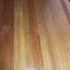 折りたたみテーブルの画像