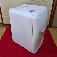 ポータブル冷温庫（AX-20A）20ℓ AC/DC対応 ホワイト 中古美品の画像