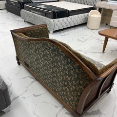 カリモク　ソファの画像