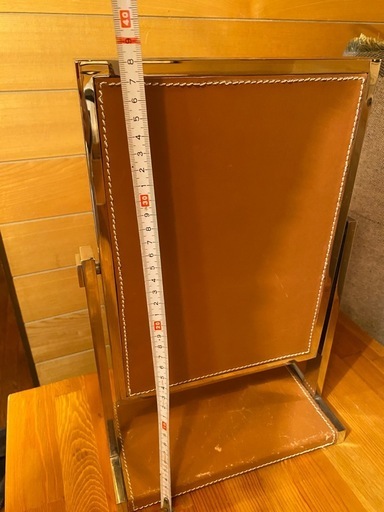卓上ミラー6kgもある重たいしっかりした作り‼️