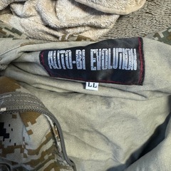 迷彩ツナギ LL .タクティカルベスト.SWATベスト.ガンバックの画像