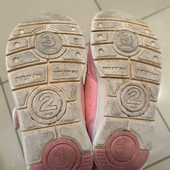 シューズ
の画像