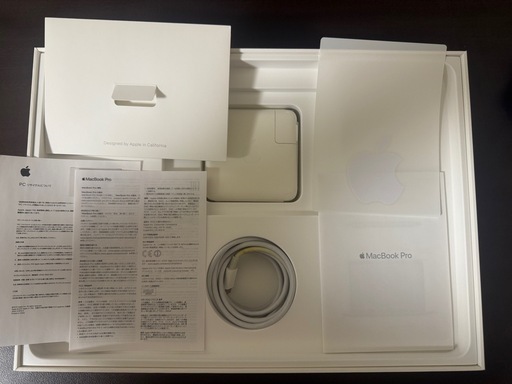 Apple MacBook Pro 2017 13インチ Touch Bar付き
