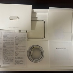 Apple MacBook Pro 2017 13インチ Touch Bar付きの画像