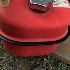 ガソリン携行缶　赤　お値下げしました‼︎年内処分の画像