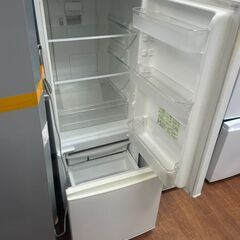 リサイクルショップどりーむ天保山店　No3304 ２ドア冷蔵庫　SHARP　２００９年製　１６７L　動作確認OK🎵　お手頃価格な冷蔵庫🎵の画像