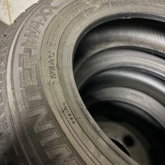 165 65 R13 3本 22年製ダンロップのスタッドレスタイヤ、WINTER MAXX 02（WM02）の画像