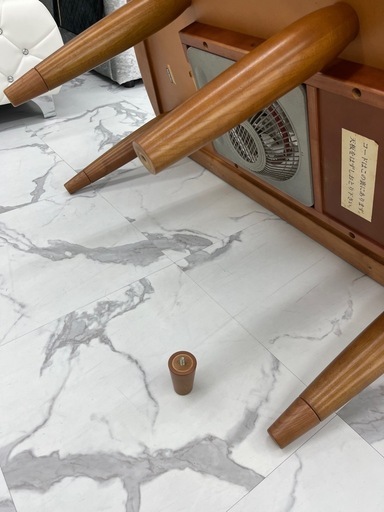 冬に暖か?半月型のかわいいこたつテーブル?120×75cm中古品