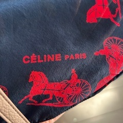 CELINE セリーヌ　シルクスカーフ ネイビー/レッドの画像