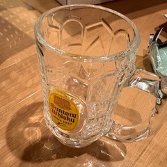 ジョッキなど30〜40個ほどの画像