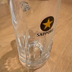 ジョッキなど30〜40個ほどの画像