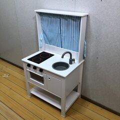 木製おままごとキッチン 子供用 ままごと キッズキッチン シンク オーブン コンロ お店屋さんごっこ 収納 木製玩具 【糸島市内 送料無料】251208-7の画像