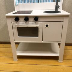 木製おままごとキッチン 子供用 ままごと キッズキッチン シンク オーブン コンロ お店屋さんごっこ 収納 木製玩具 【糸島市内 送料無料】251208-7の画像