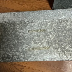 昭和レトロな衣装ケースの画像