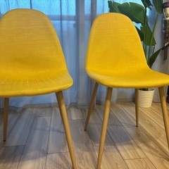 ダイニングチェアー2脚の画像