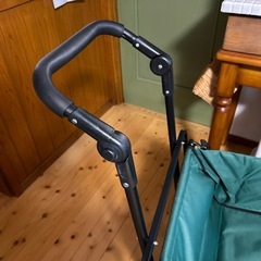 受け渡し予定者が決まりました　
アウトドアワゴン　キャリーカートの画像