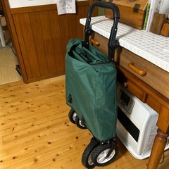 受け渡し予定者が決まりました　
アウトドアワゴン　キャリーカートの画像