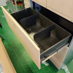 12/15来店商談中【愛品倶楽部柏店】okamura オカムラ 3段ラテラルキャビネット&上置き両開き収納 Rectlineの画像