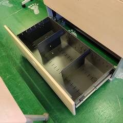 12/15来店商談中【愛品倶楽部柏店】okamura オカムラ 3段ラテラルキャビネット&上置き両開き収納 Rectlineの画像