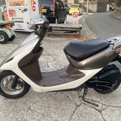 ディオ　AF57 Z4【542】の画像