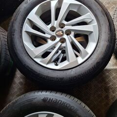 ロッキー　ハイブリッド純正ホイルと夏タイヤセットの画像