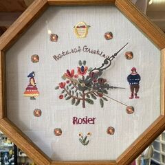 振り子付き・木製八角形掛け時計（文字盤刺繍布仕様・Natural Greeting Rosier）の画像