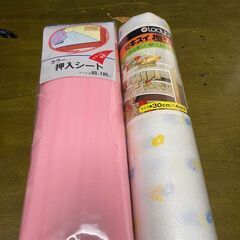 布団圧縮袋、押入用 and 棚用 敷物の画像