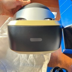 PlayStation VR（箱付き）＋ Farpoint コントローラーセット＋ PS Move ×2 ＋ 充電スタンド の画像
