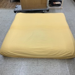 【ジモティー割引で最大15％OFF⭐️】リクライニング ローソファー　2人掛け　イエローの画像