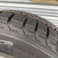 スタッドレスタイヤ　ホイール付きの画像