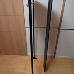 天然木使用のハンガーラック　の画像