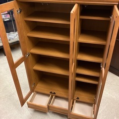 12/25まで店頭商品一部を除き半額クリスマスSALE!!開催中 　K2512-063 ガラスキャビネット ジェロ90 3枚扉 キズ汚れ有りの画像