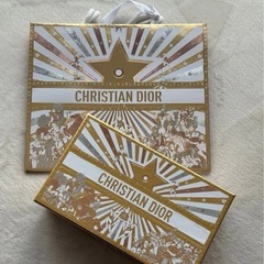 ディオール　DIOR最新の2025 ホリデー限定ギフトボックスとショッパーとサンプル品の画像
