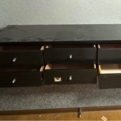 収納棚。収納付きテレビ台。棚。タンス。の画像