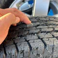 綺麗! バリ山! イボ付き! Jeep ジープ JK ラングラー 純正 アンリミテッド スポーツ ホイール タイヤ 4本+1本スペアタイヤ （全新未使用）255/70R18 ブリヂストンの画像