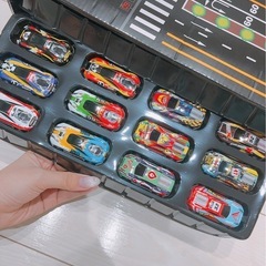 CARS カーズ 48個のミニカー入りコンテナボックス 車 おもちゃの画像
