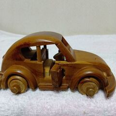 木製おもちゃ　自動車＆カメラの画像