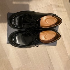 ✨【男女兼用・ほぼ新品】厚底ブラック レースアップシューズ 26.5cm
✨ の画像