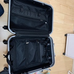 【傷あり】キャリーケースの画像