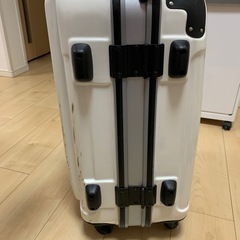 【傷あり】キャリーケースの画像