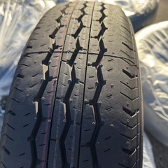 ハイエース　新車外し　タイヤ&ホイールの画像