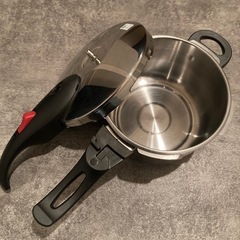 【交渉中】圧力鍋 の画像