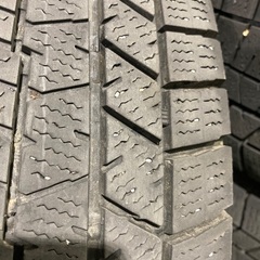 スタッドレス　タイヤ　195/65 R15の画像